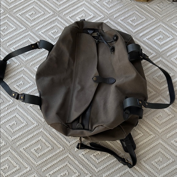 Filson Medium Rugged Twill Duffle Bag *limited color- Root - Picture 3 of 11